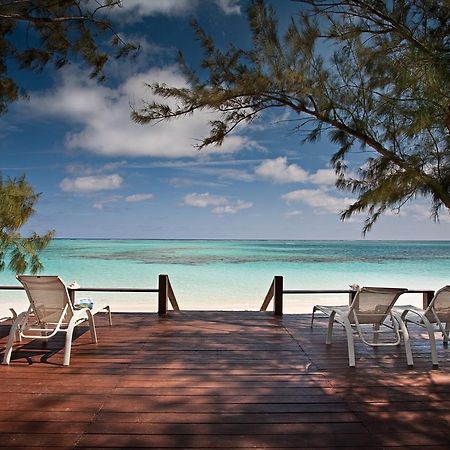 Hollywood Beach Suites Turks And Caicos Whitby Servizi foto