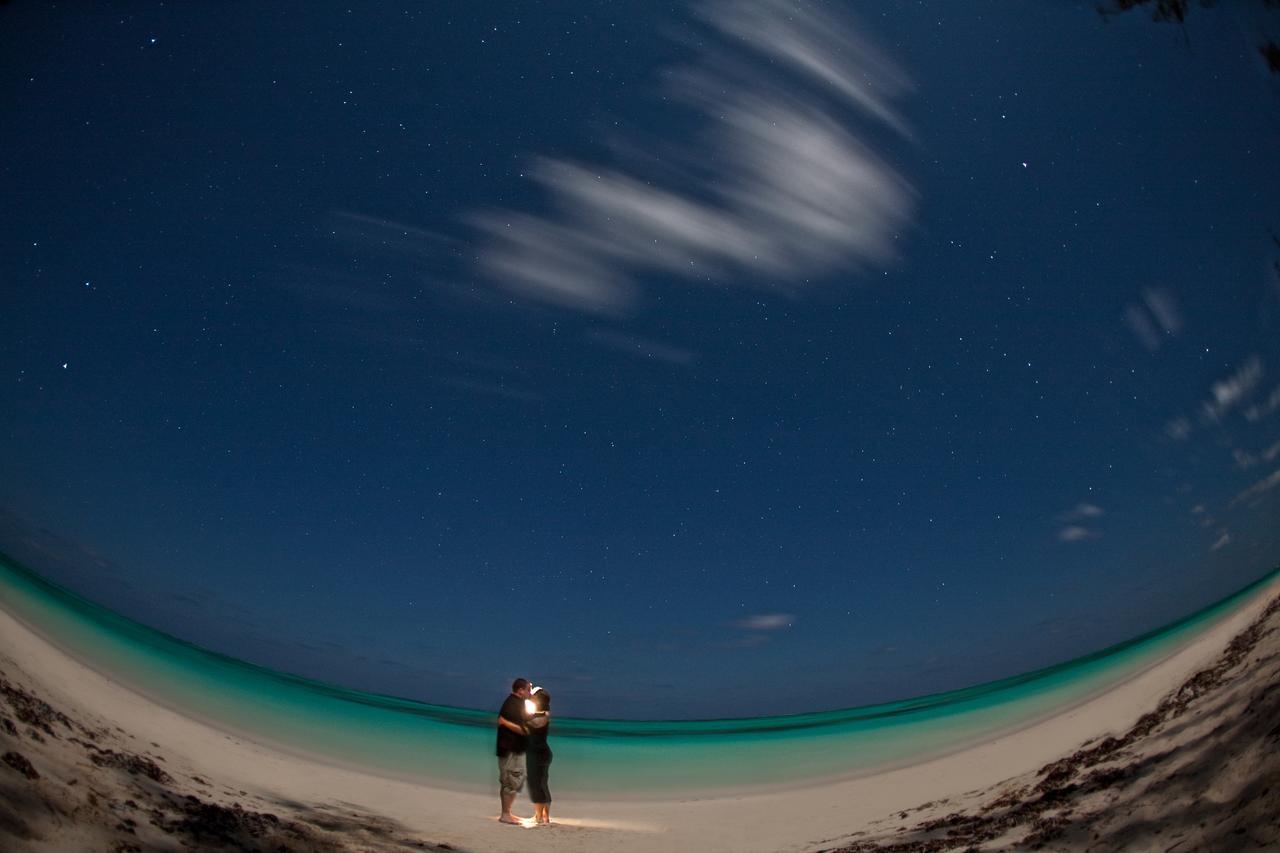 Hollywood Beach Suites Turks And Caicos Whitby Esterno foto