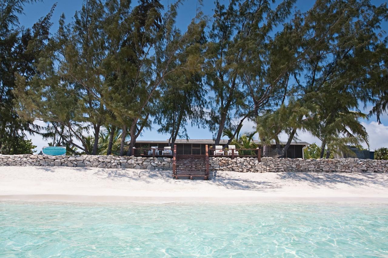 Hollywood Beach Suites Turks And Caicos Whitby Servizi foto