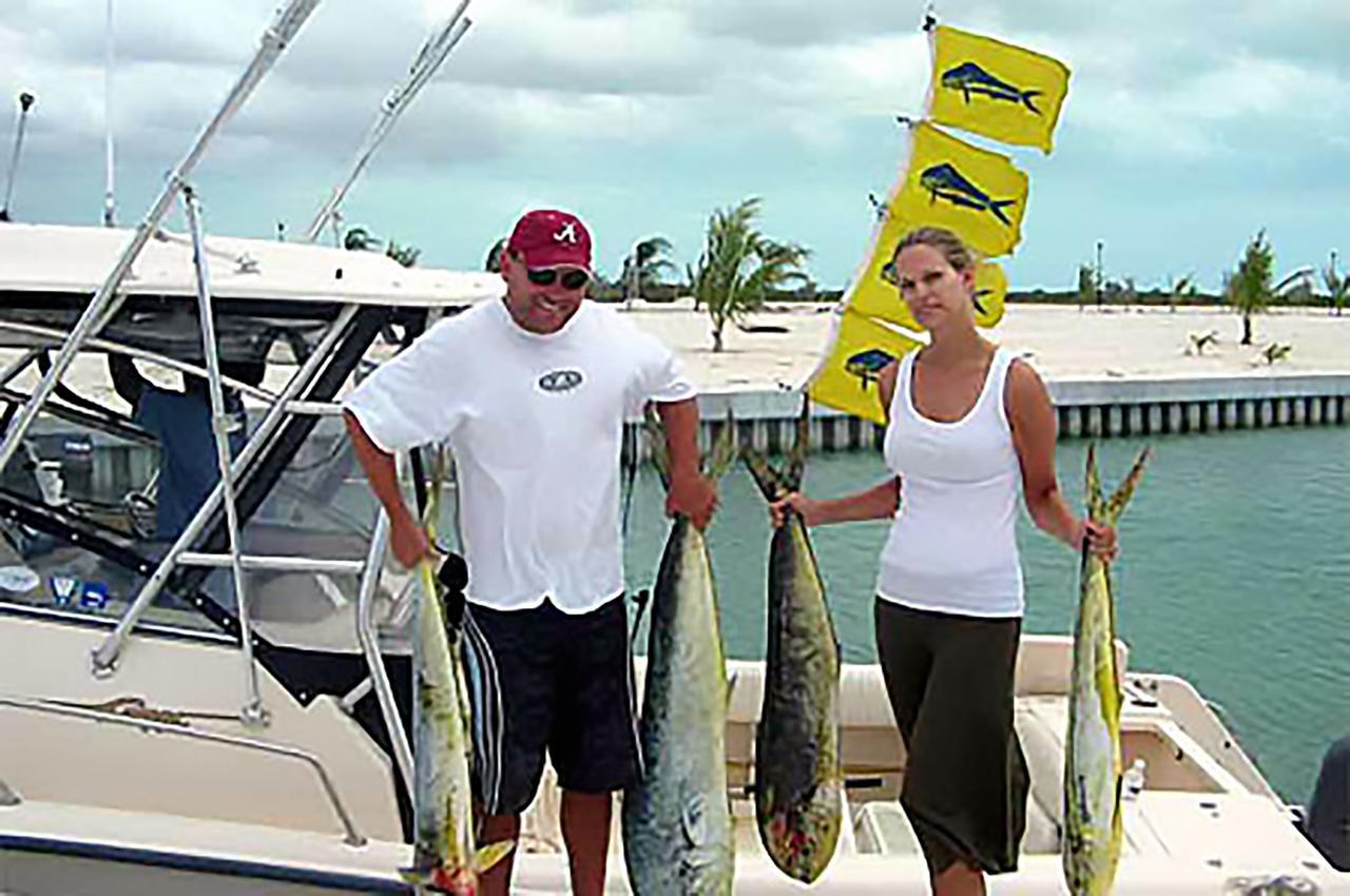 Hollywood Beach Suites Turks And Caicos Whitby Esterno foto
