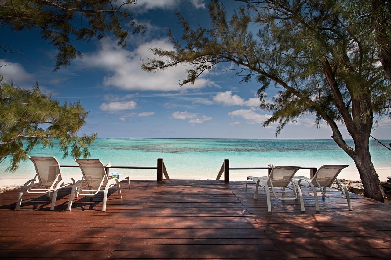 Hollywood Beach Suites Turks And Caicos Whitby Servizi foto